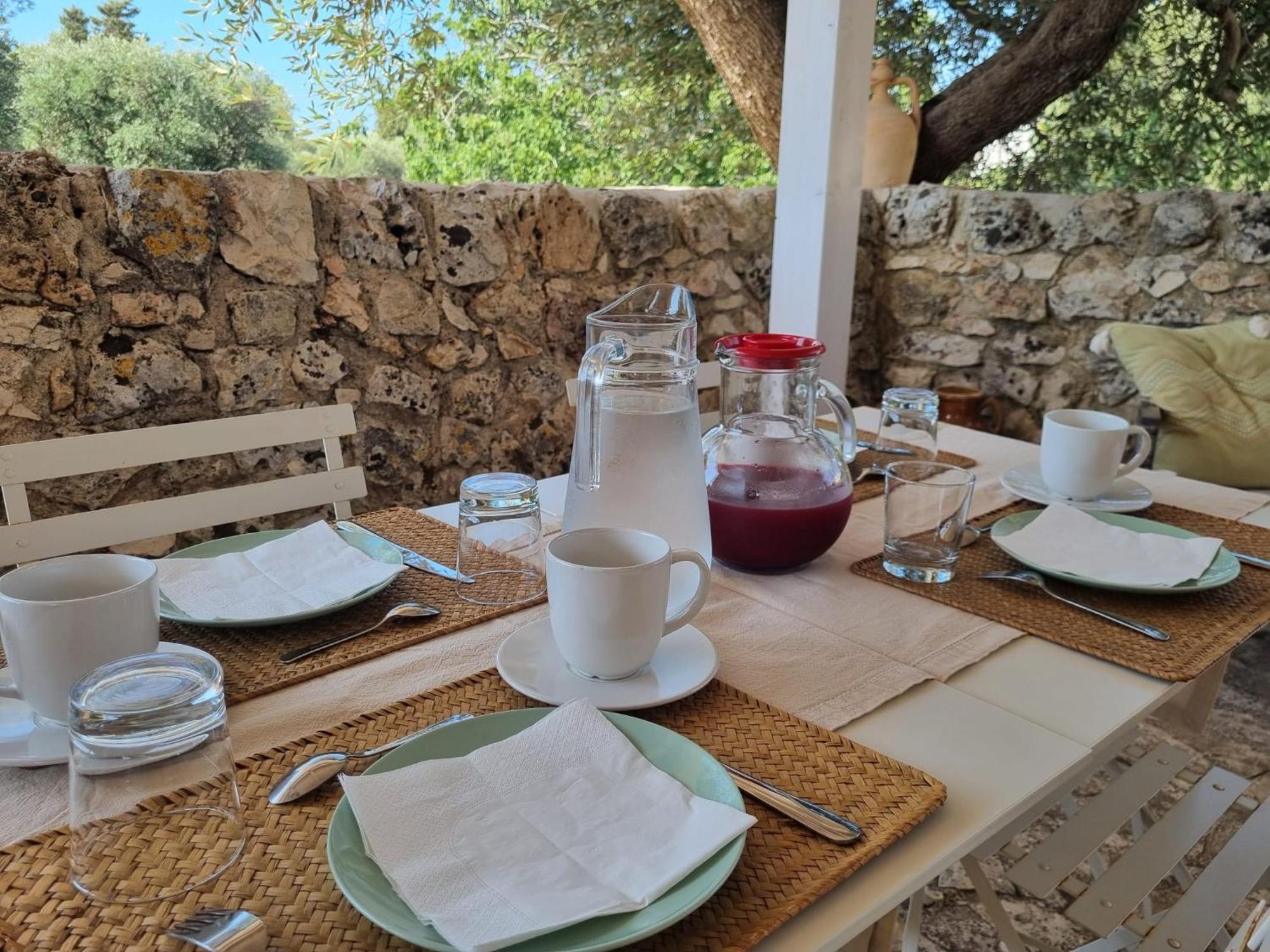 Bed and Breakfast Trulli Di Spinaruta Grottaglie Exterior foto